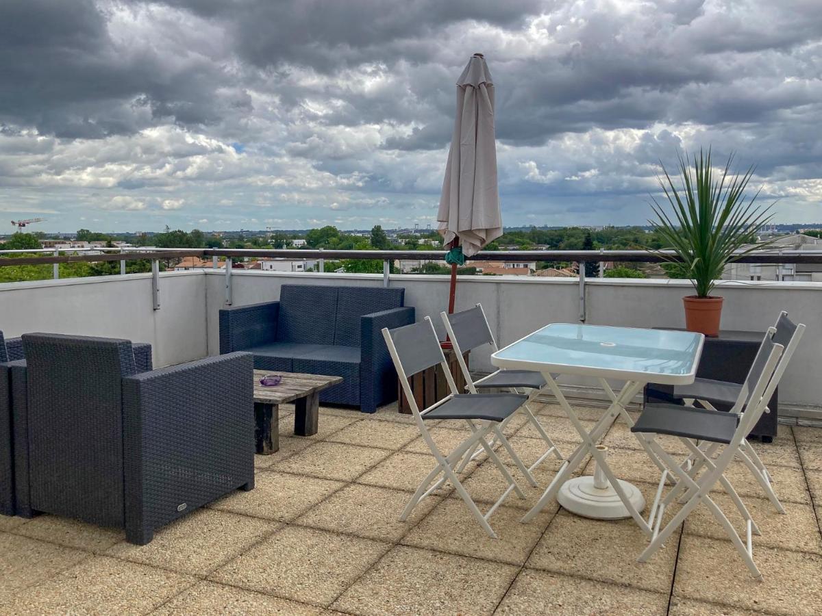 Proche Bordeaux Appartement 75 M2 Rooftop Bruges Esterno foto